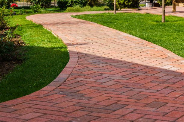 Best Decorative Driveway Pavers  in Clintonville, WI